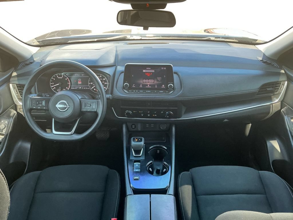 Used 2024 Nissan Rogue S FWD image 17