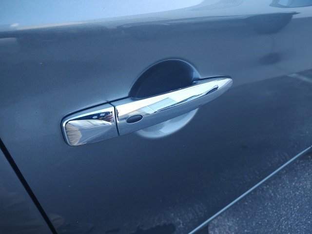 Used 2017 Nissan Sentra SV image 11