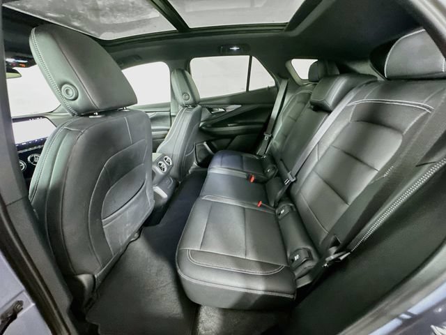 Used 2024 Chevrolet Blazer EV LT AWD/4WD image 31
