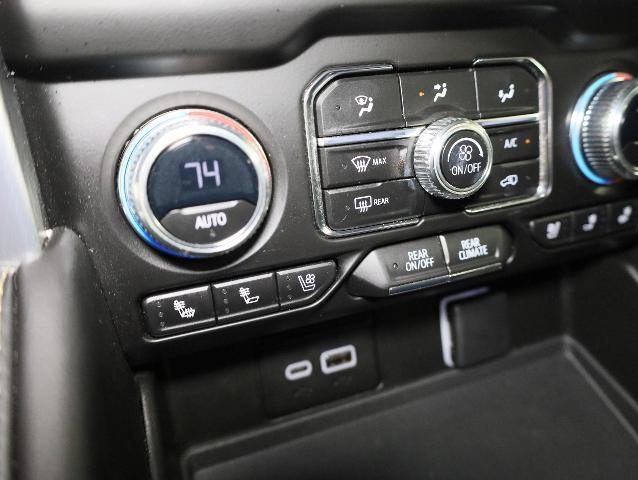 Used 2023 GMC Yukon XL SLT w/ SLT Premium Package AWD/4WD image 20
