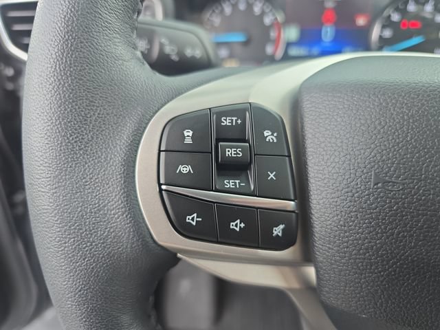 Certified 2024 Ford Explorer XLT w/ Equipment Group 202A AWD/4WD image 18
