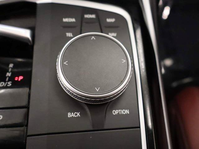 Used 2023 BMW 330e xDrive w/ Premium Package AWD/4WD image 31
