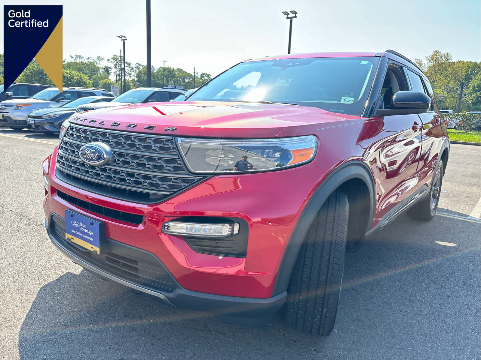 Certified 2024 Ford Explorer XLT w/ Equipment Group 202A image 1