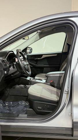 Certified 2022 Ford Escape SE w/ Convenience Package image 36