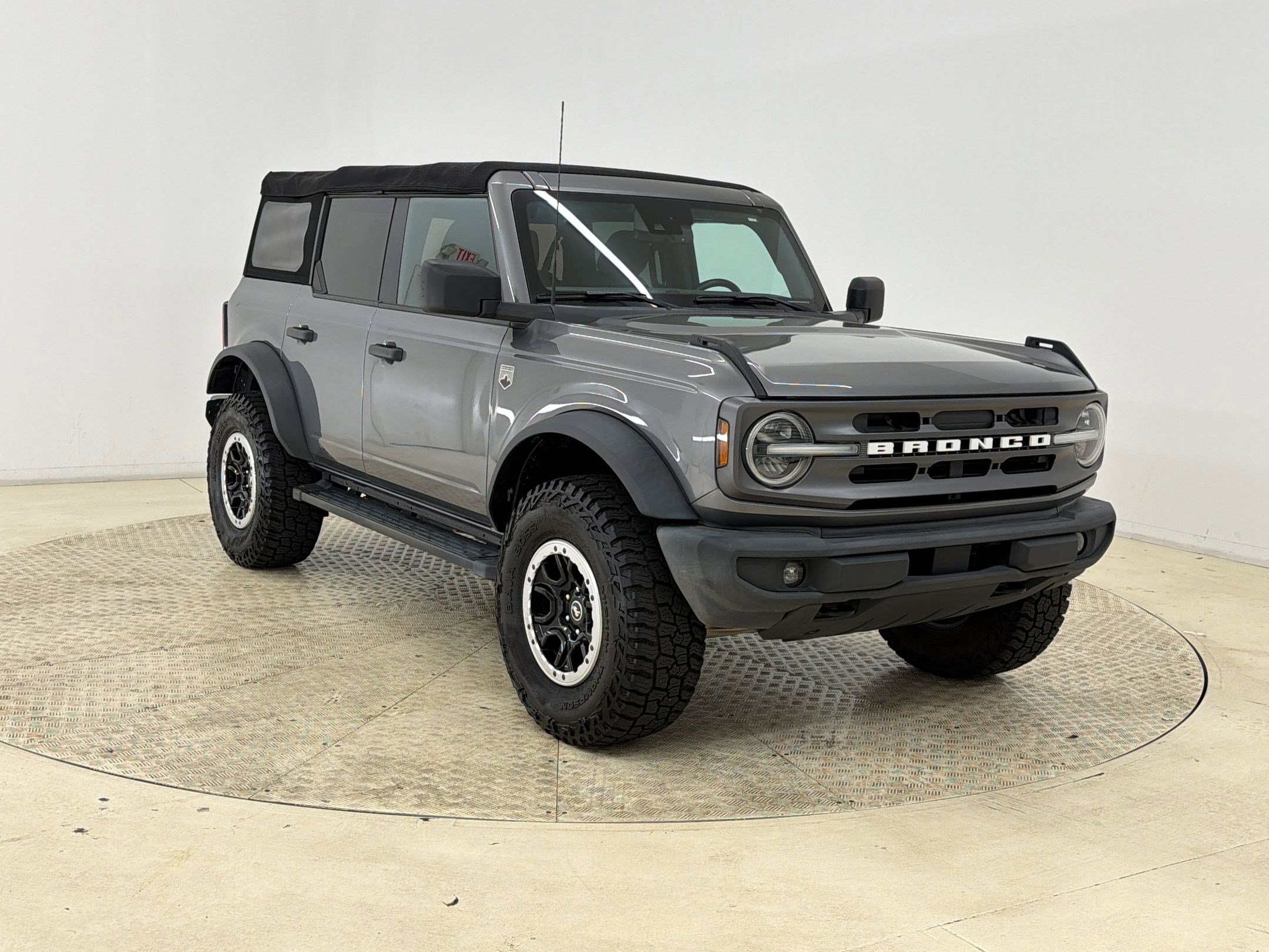 Certified 2022 Ford Bronco Big Bend w/ Sasquatch Package AWD/4WD image 7