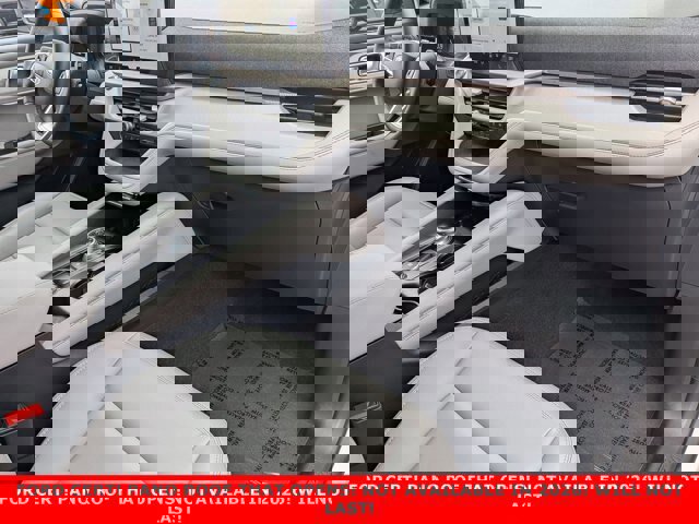 Certified 2025 Ford Explorer Active w/ Active Comfort Package image 29