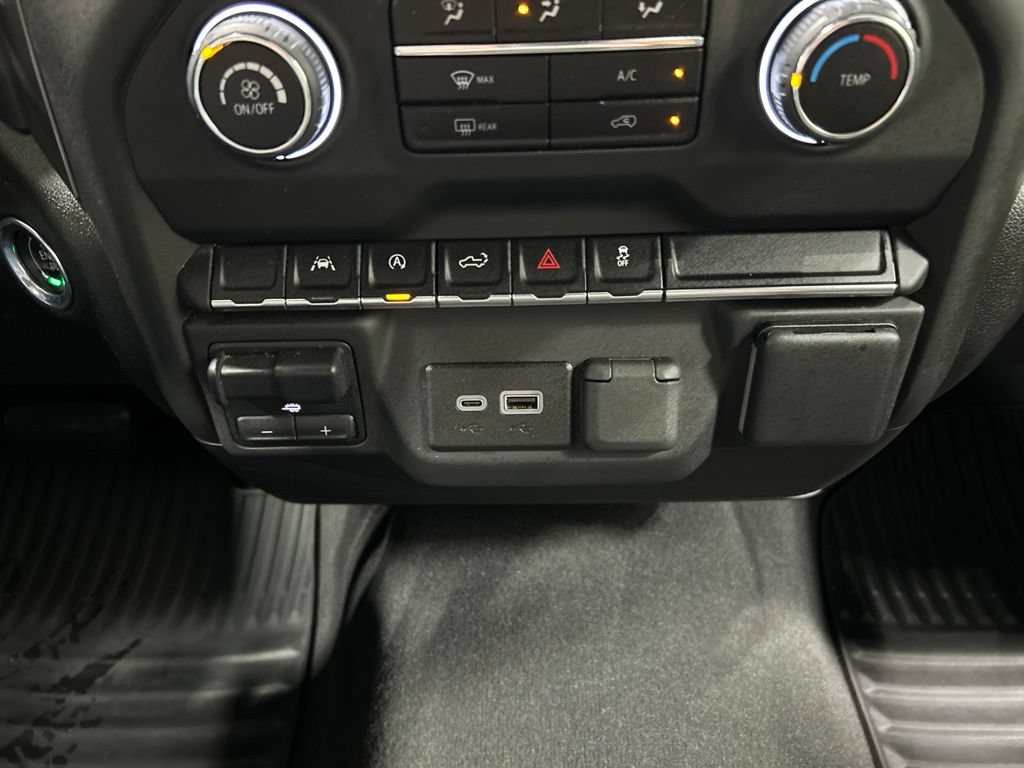 Used 2024 Chevrolet Silverado 1500 Custom AWD/4WD image 23