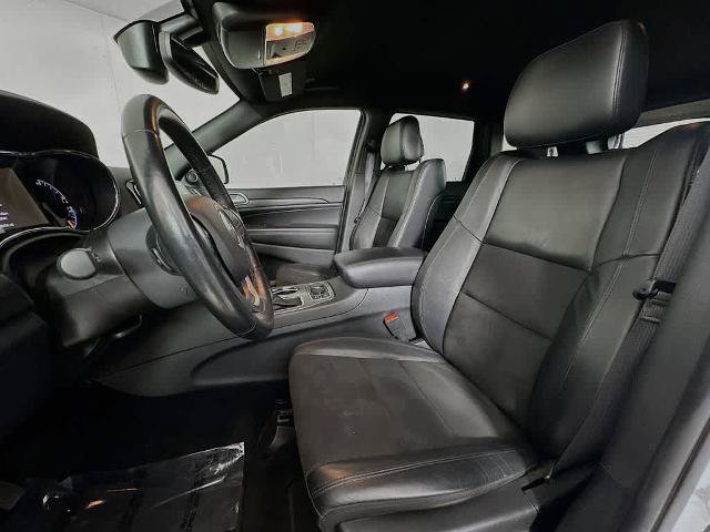 Used 2022 Jeep Grand Cherokee Laredo X AWD/4WD image 12