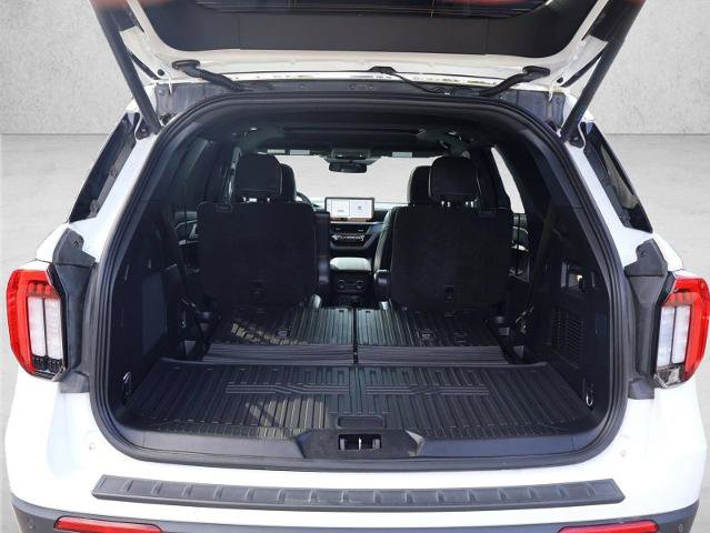 Certified 2025 Ford Explorer ST AWD/4WD image 6