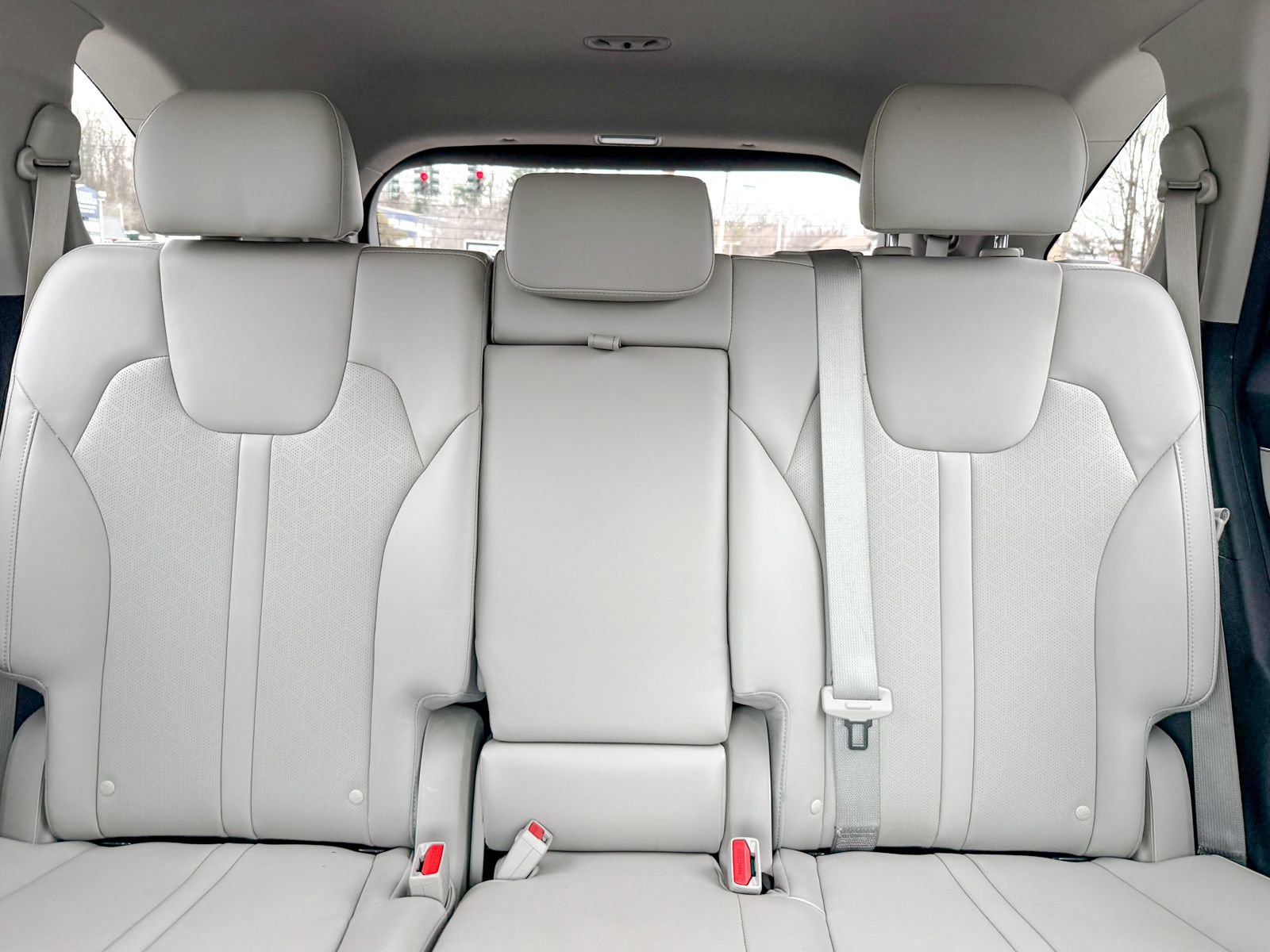 Used 2023 Kia Sorento S FWD image 42