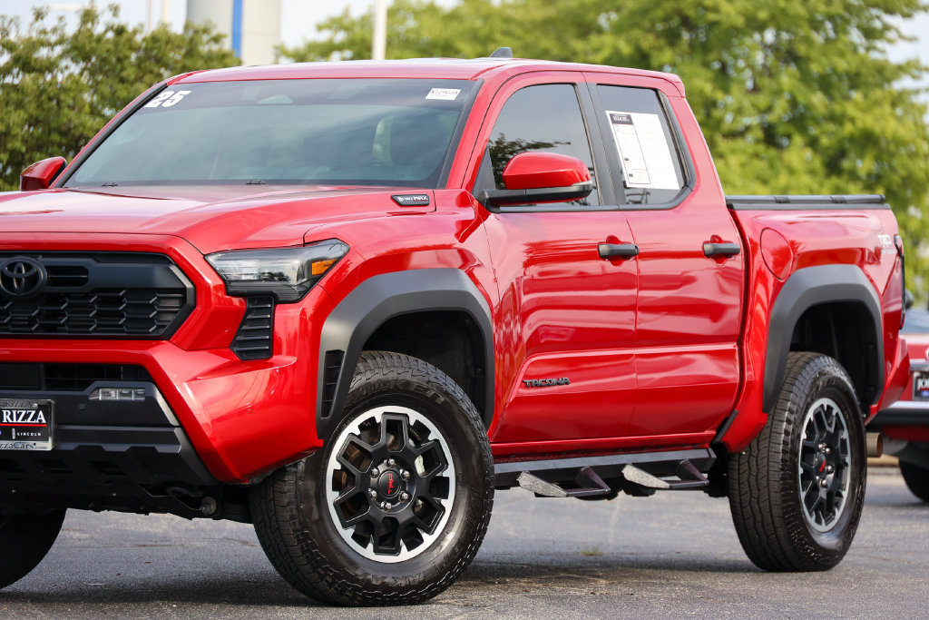 Used 2025 Toyota Tacoma TRD Off-Road w/ TRD Off Road Upgrade Package AWD/4WD image 20