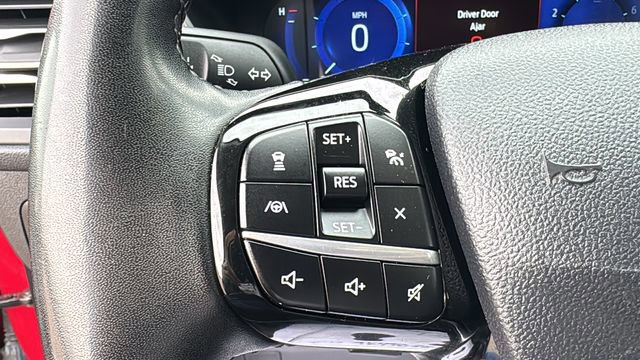 Certified 2022 Ford Escape Titanium w/ Class II Trailer Tow Package image 20