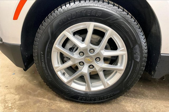 Used 2022 Chevrolet Equinox LT AWD/4WD image 23