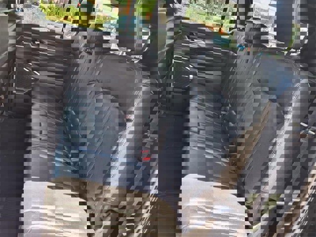 Used 2023 Jeep Wagoneer L Series III w/ Preferred Equipment Group image 13