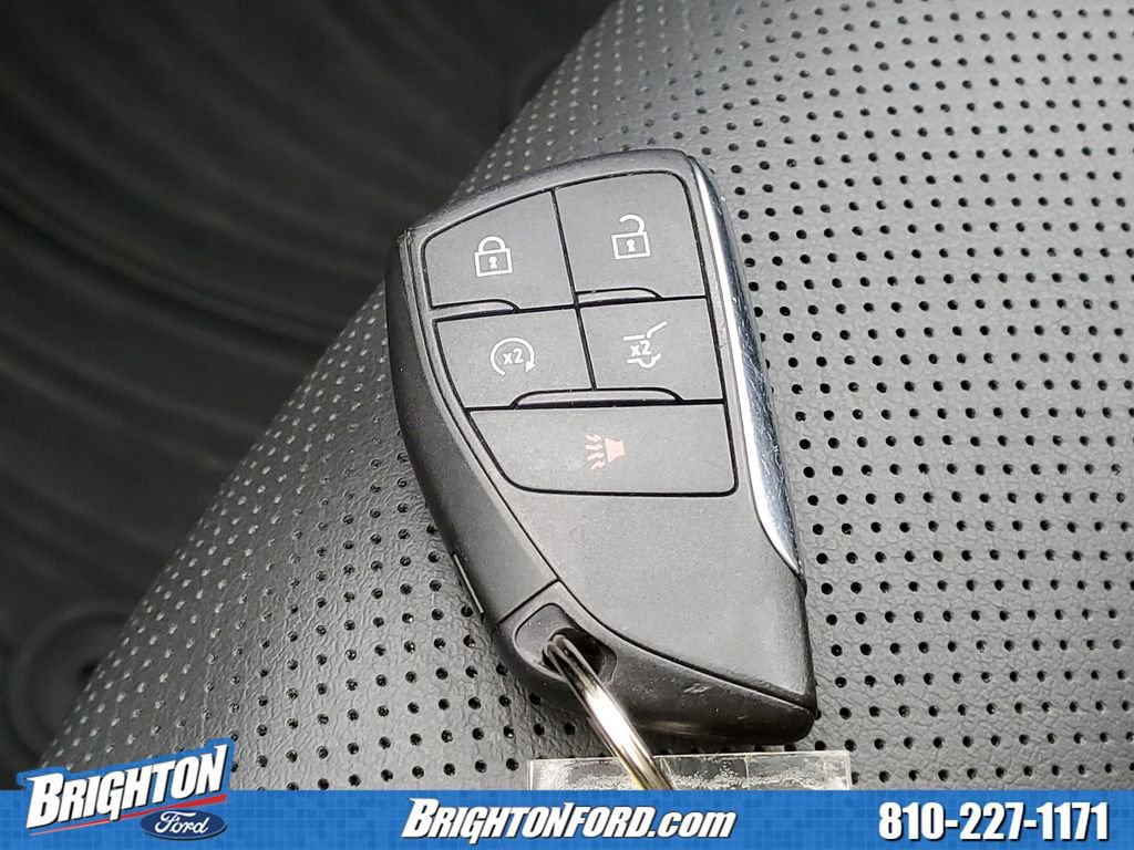Used 2023 Buick Envision Essence image 30