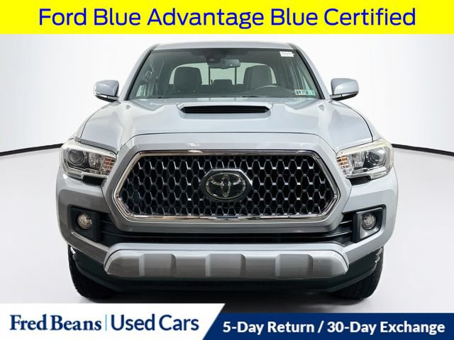 Used 2019 Toyota Tacoma TRD Sport w/ Technology Package AWD/4WD image 2