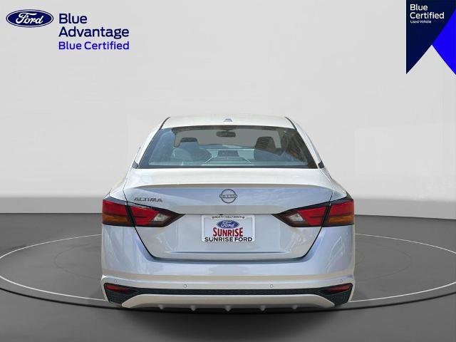 Used 2025 Nissan Altima 2.5 SV FWD image 7