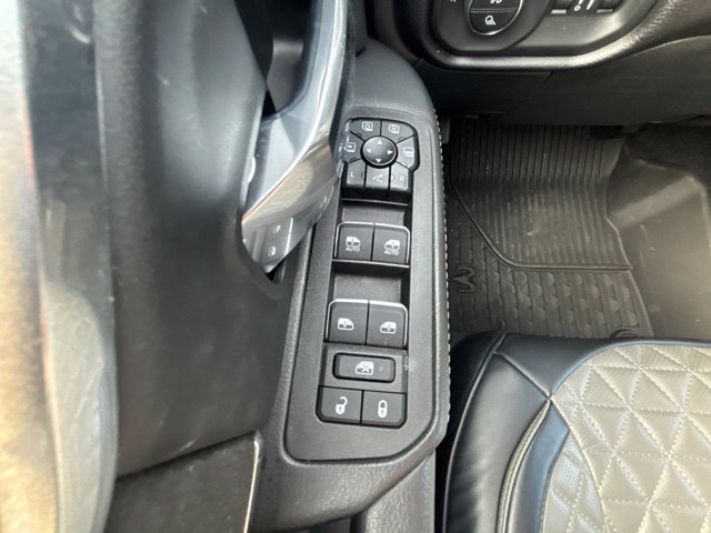 Used 2025 RAM 3500 Laramie w/ Night Edition AWD/4WD image 31