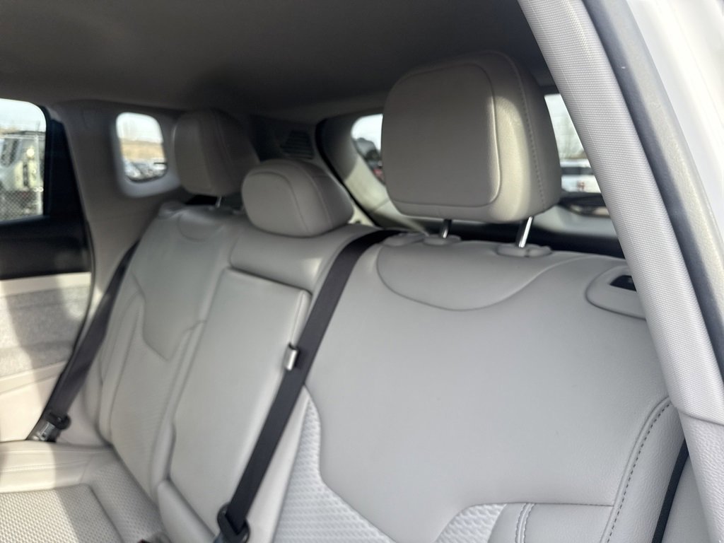 Used 2022 Jeep Compass Latitude w/ Convenience Group image 22