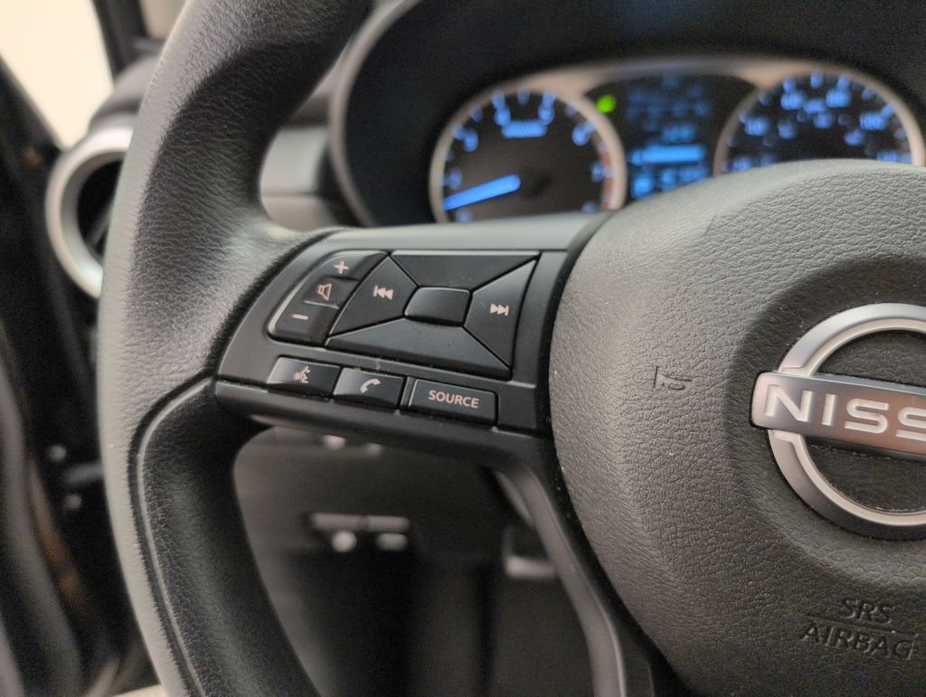 Used 2025 Nissan Versa S FWD image 35