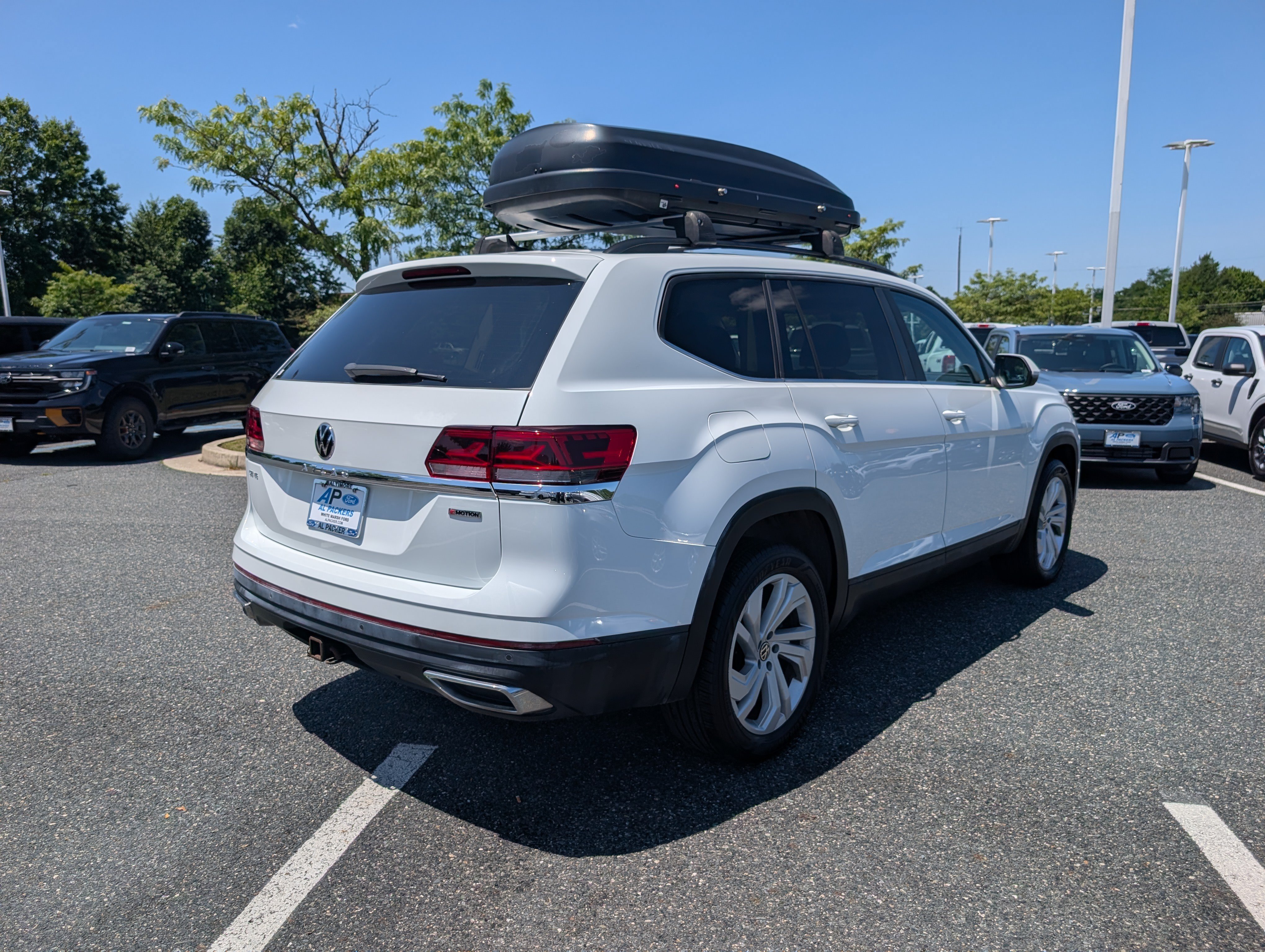 Used 2021 Volkswagen Atlas SE w/ Panoramic Sunroof Package AWD/4WD image 3