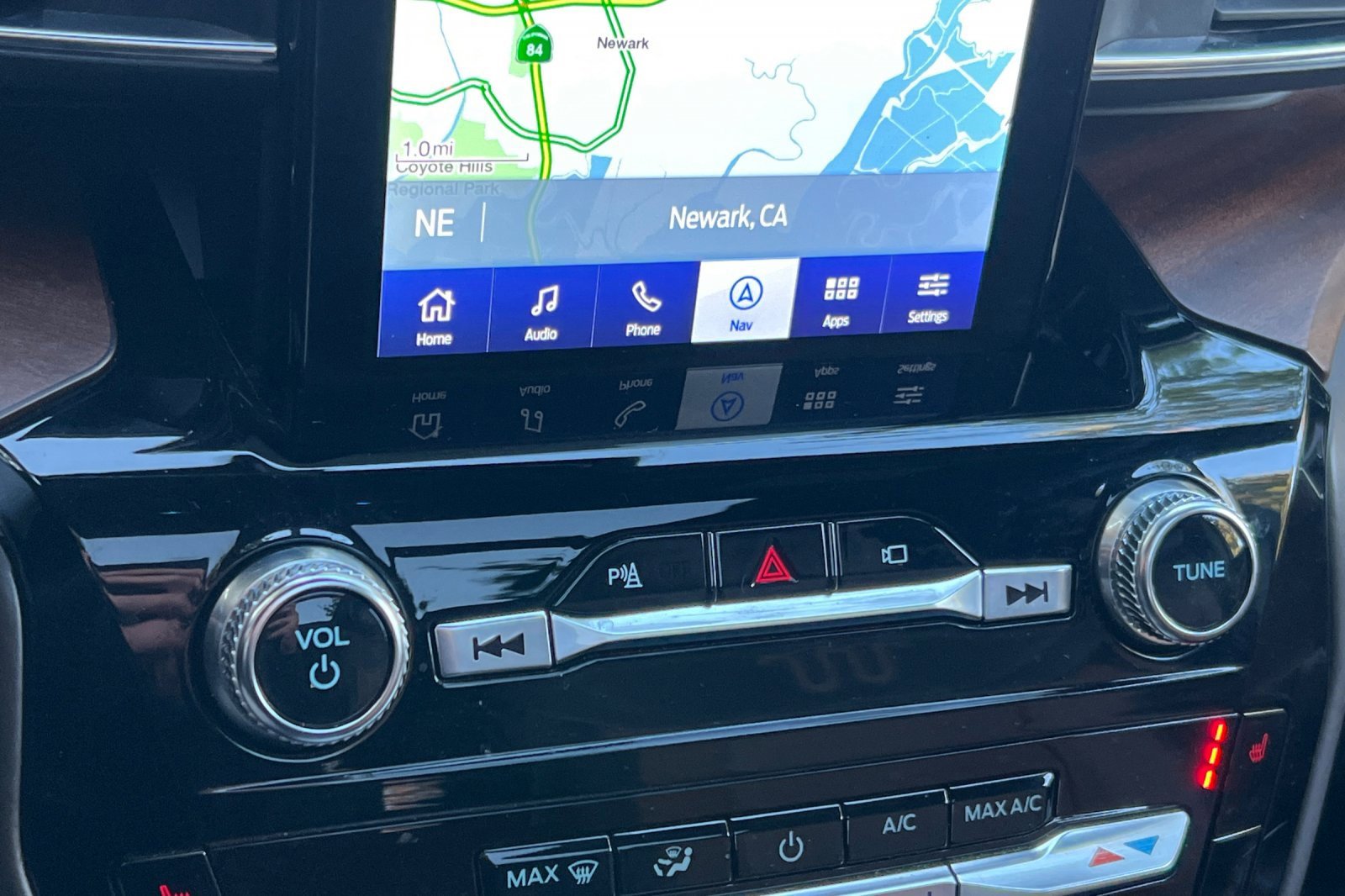 Certified 2022 Ford Explorer King Ranch w/ Technology Package image 31