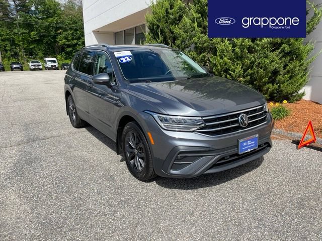 Used 2022 Volkswagen Tiguan SE AWD/4WD image 1
