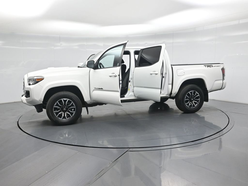 Used 2021 Toyota Tacoma TRD Sport w/ Technology Package image 47