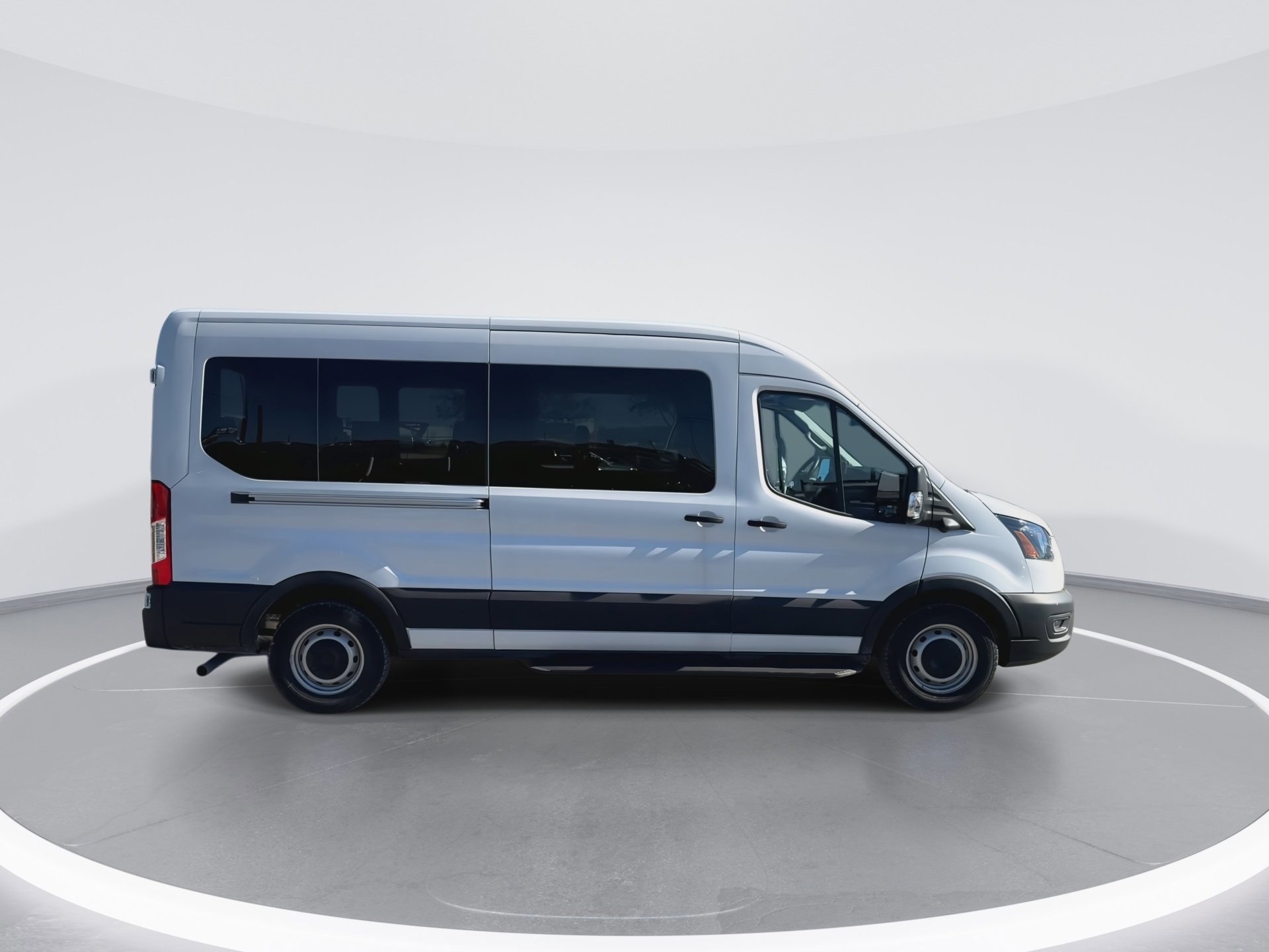 Certified 2024 Ford Transit 350 XL image 4