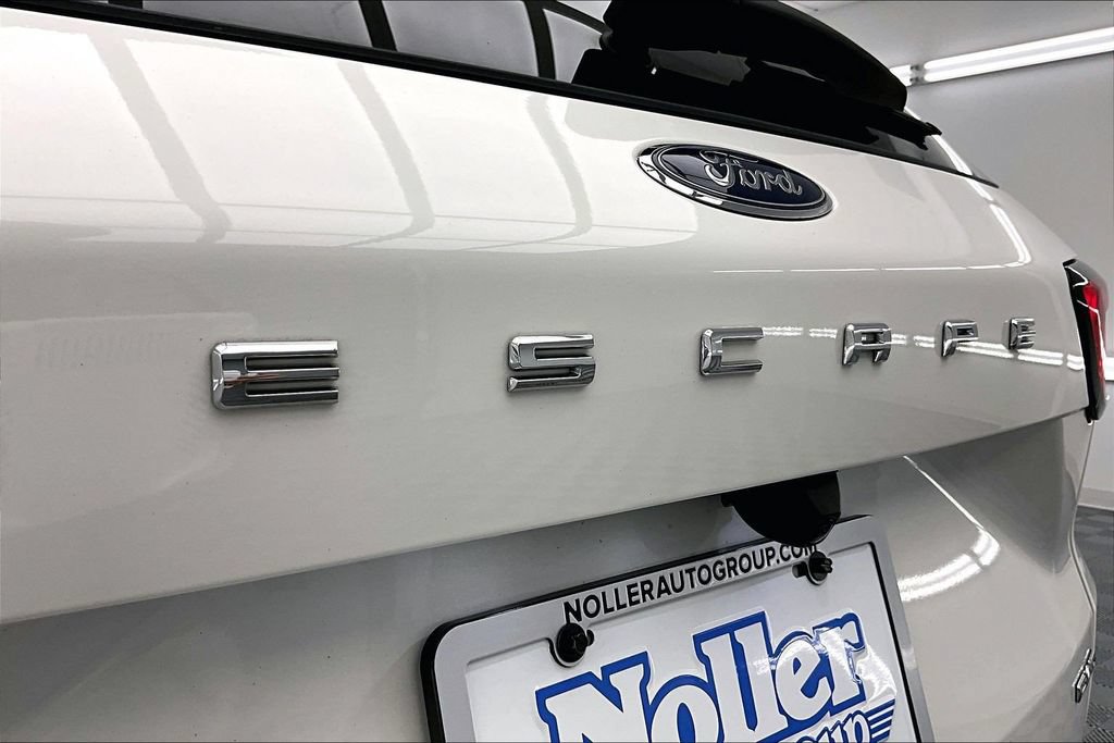 Certified 2024 Ford Escape ST-Line w/ Tech Pack #1 AWD/4WD image 8