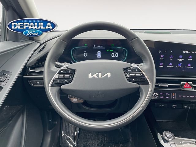 Used 2023 Kia Niro EX w/ EX Cold Weather Package image 15