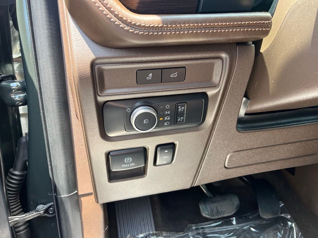 Certified 2022 Ford Expedition King Ranch AWD/4WD image 39