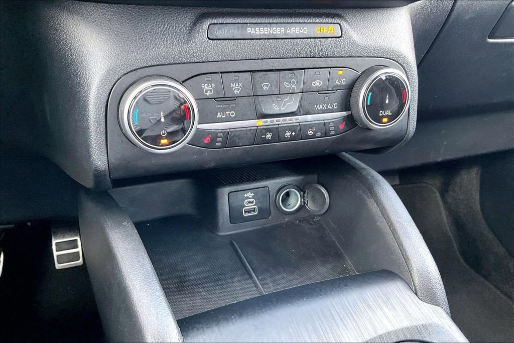 Certified 2024 Ford Escape ST-Line w/ Cold Weather Package image 24