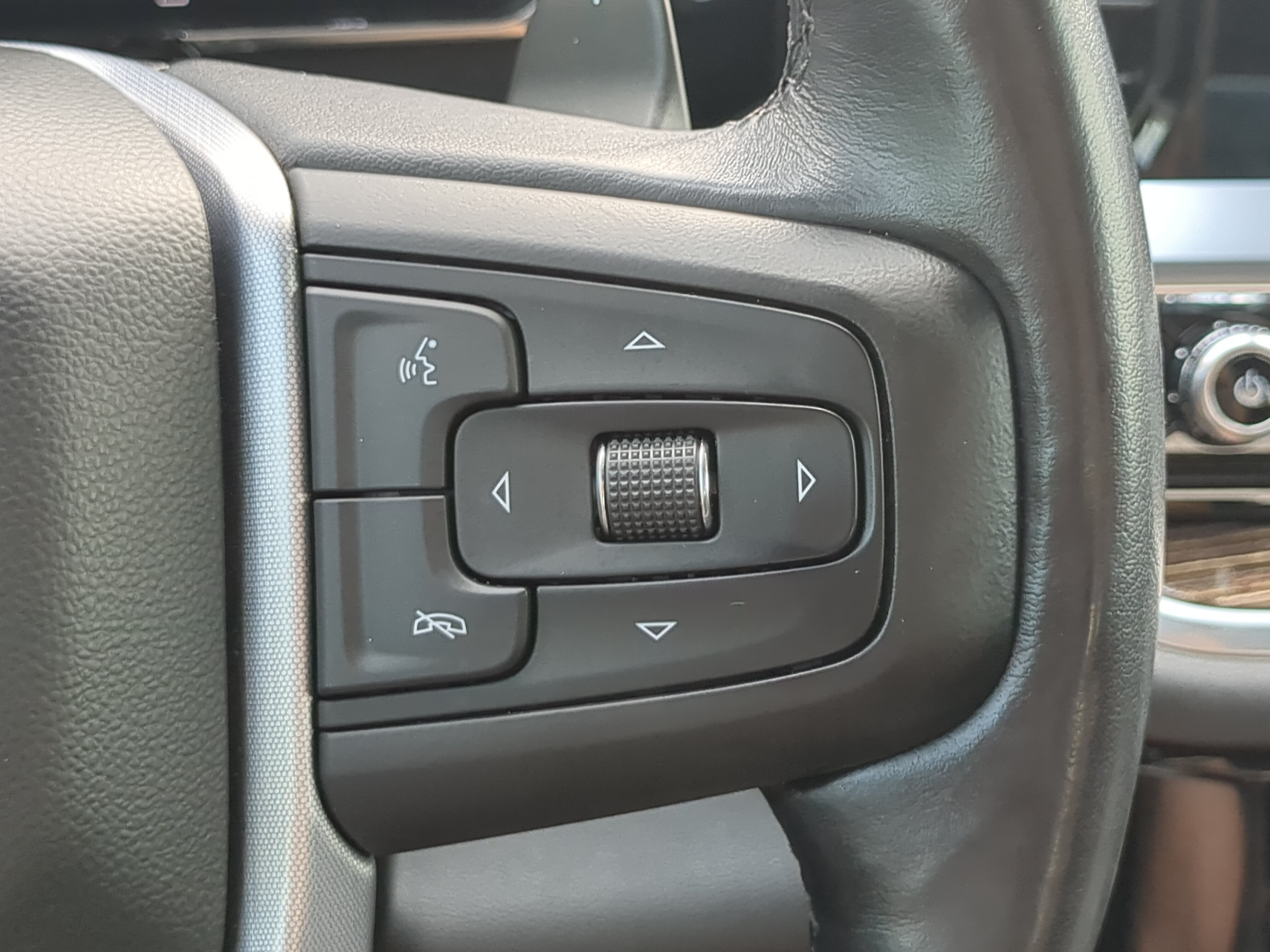 Used 2022 GMC Sierra 1500 Elevation w/ X31 Off-Road Package AWD/4WD image 24