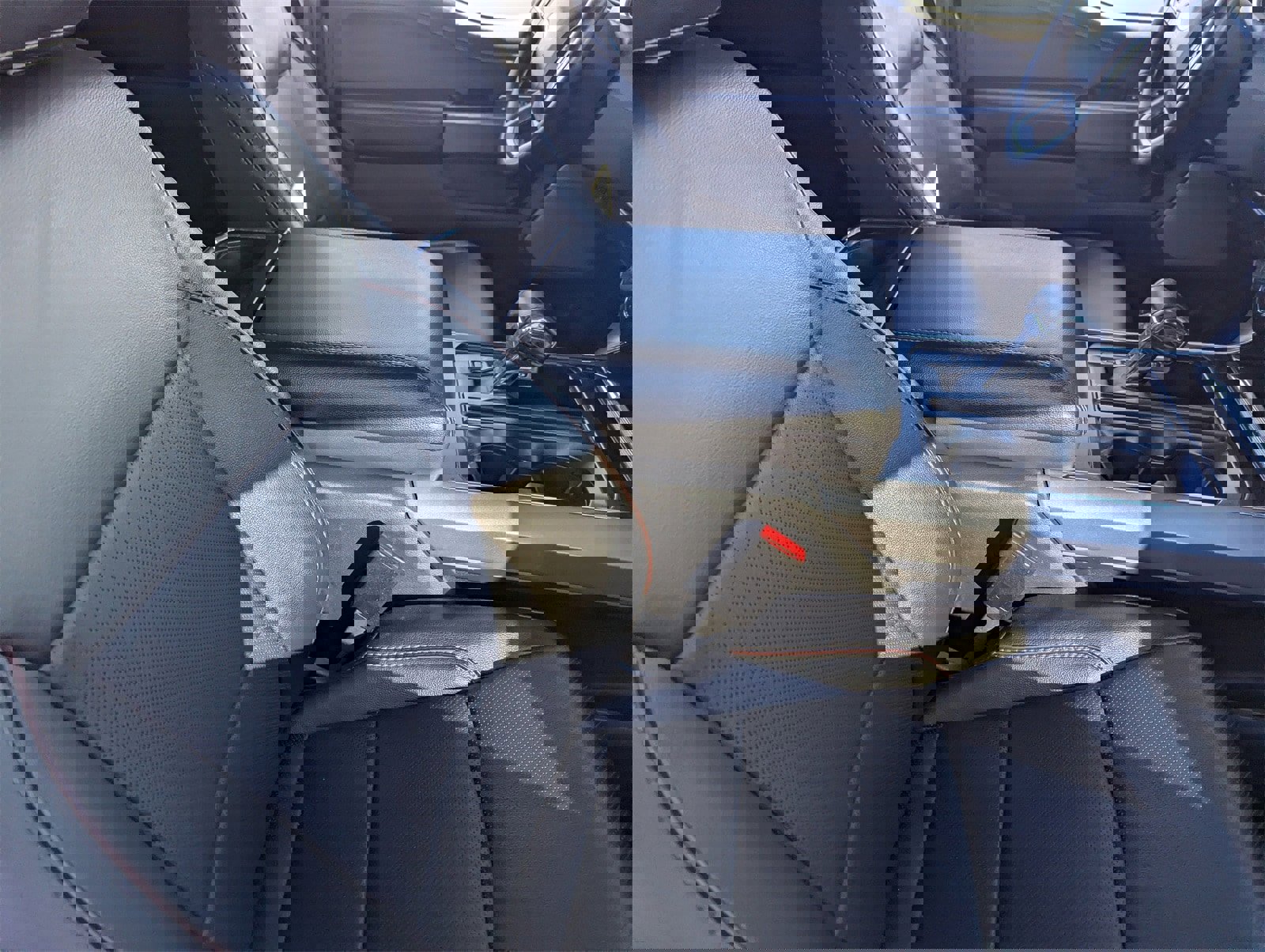 Certified 2023 Ford F150 Lariat w/ Equipment Group 502A High image 11