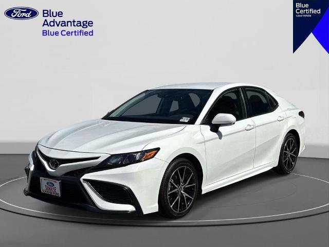 Used 2024 Toyota Camry SE FWD image 1