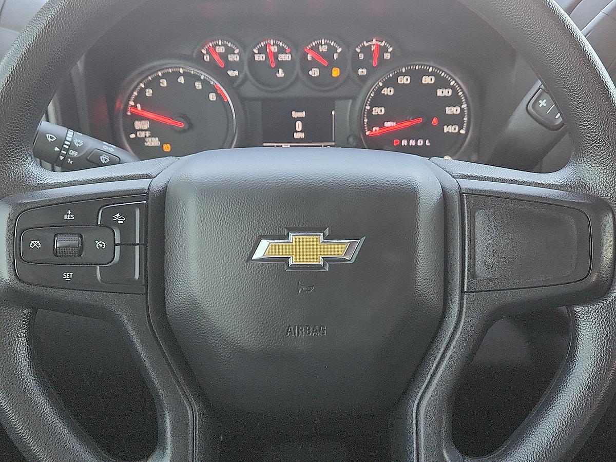 Used 2025 Chevrolet Silverado 1500 Custom w/ Turbomax Blackout Package AWD/4WD image 29