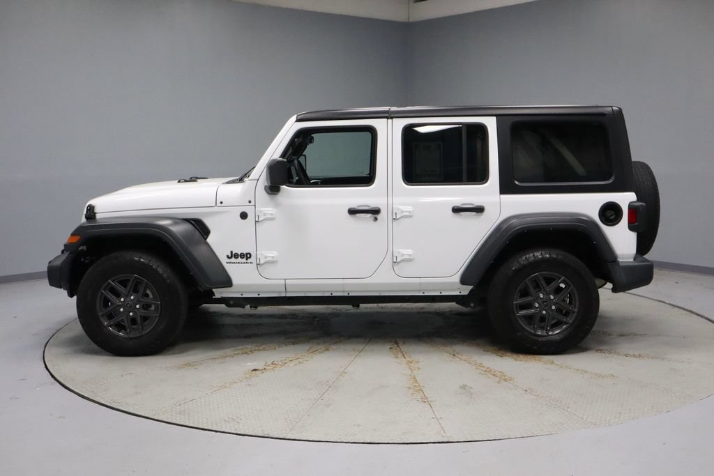 Used 2024 Jeep Wrangler Unlimited Sport AWD/4WD image 7