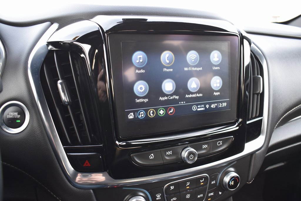 Used 2023 Chevrolet Traverse LT image 12