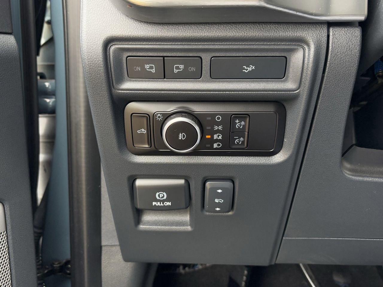 Certified 2023 Ford F150 Lariat AWD/4WD image 25