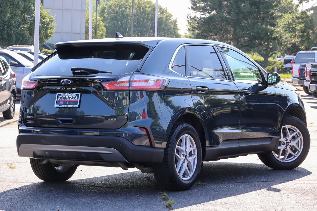 Certified 2022 Ford Edge SEL w/ Convenience Package AWD/4WD image 11