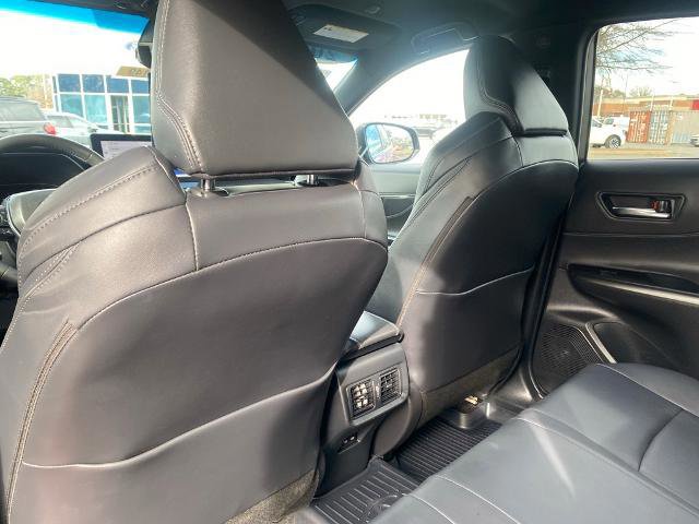 Used 2023 Toyota Venza Nightshade image 29
