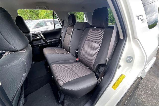 Used 2022 Toyota 4Runner TRD Off-Road AWD/4WD image 25