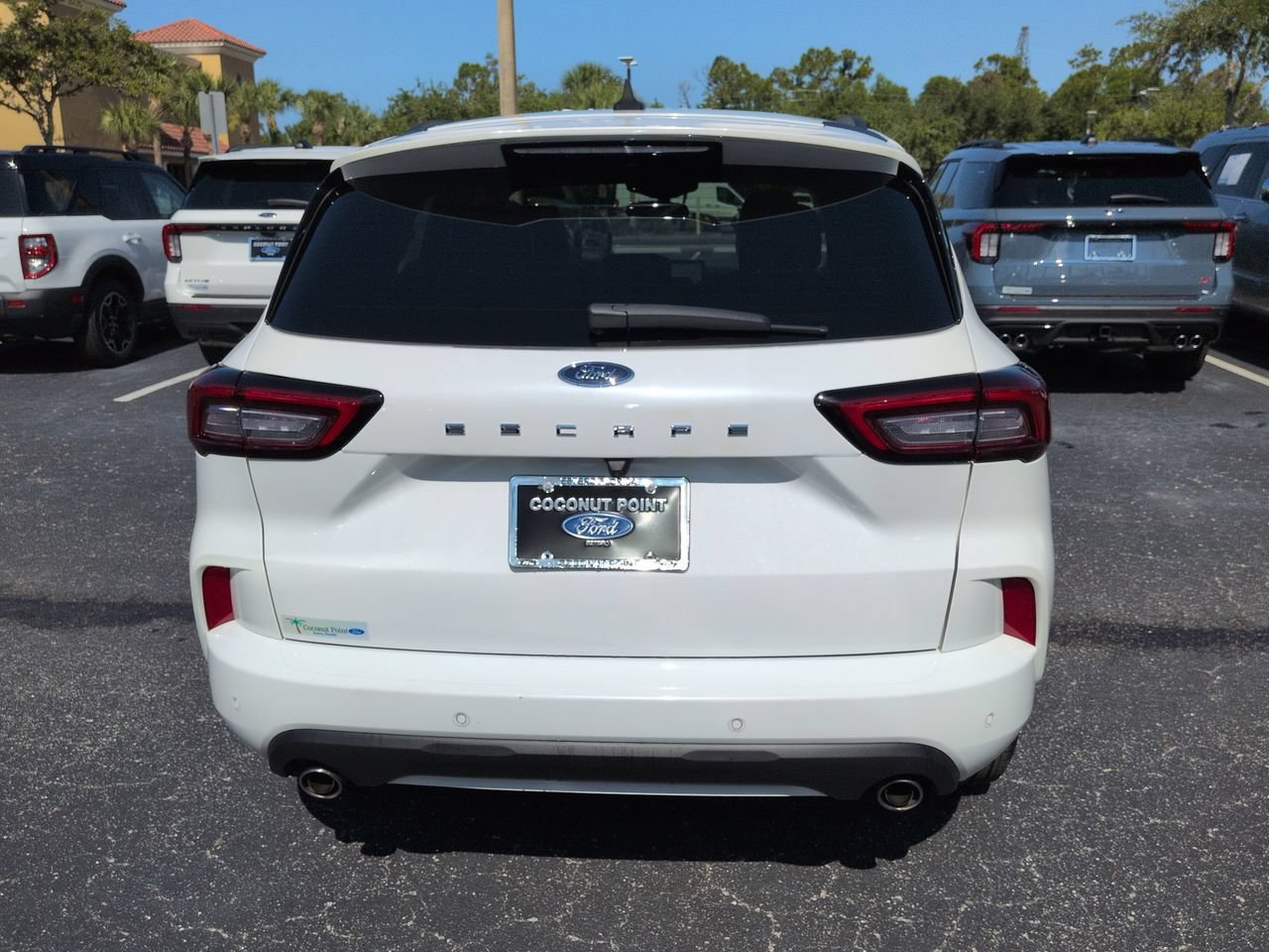 Certified 2023 Ford Escape ST-Line w/ Tech Pack #1 FWD image 4