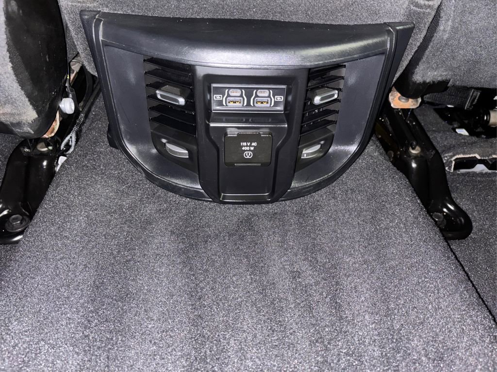 Used 2024 RAM 2500 Laramie w/ Safety Group AWD/4WD image 30