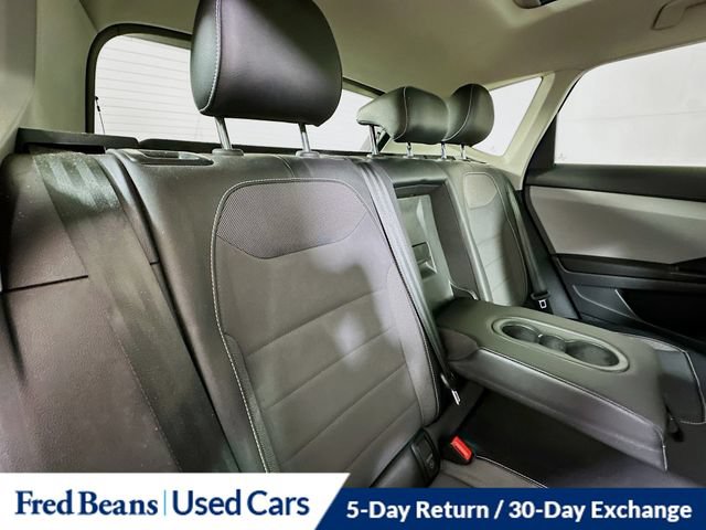 Used 2023 Volkswagen Taos SE w/ Panoramic Sunroof Package AWD/4WD image 30