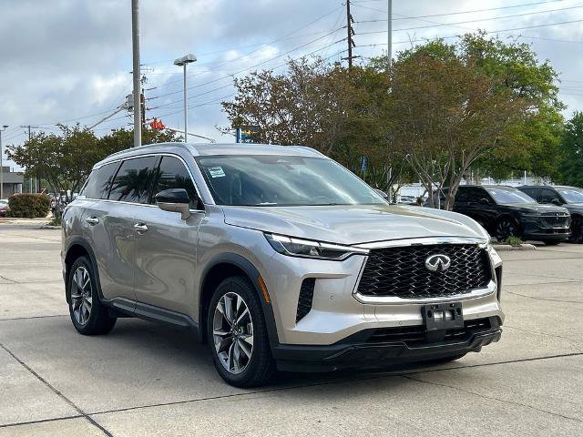 Used 2023 INFINITI QX60 Luxe w/ Vision Package image 7