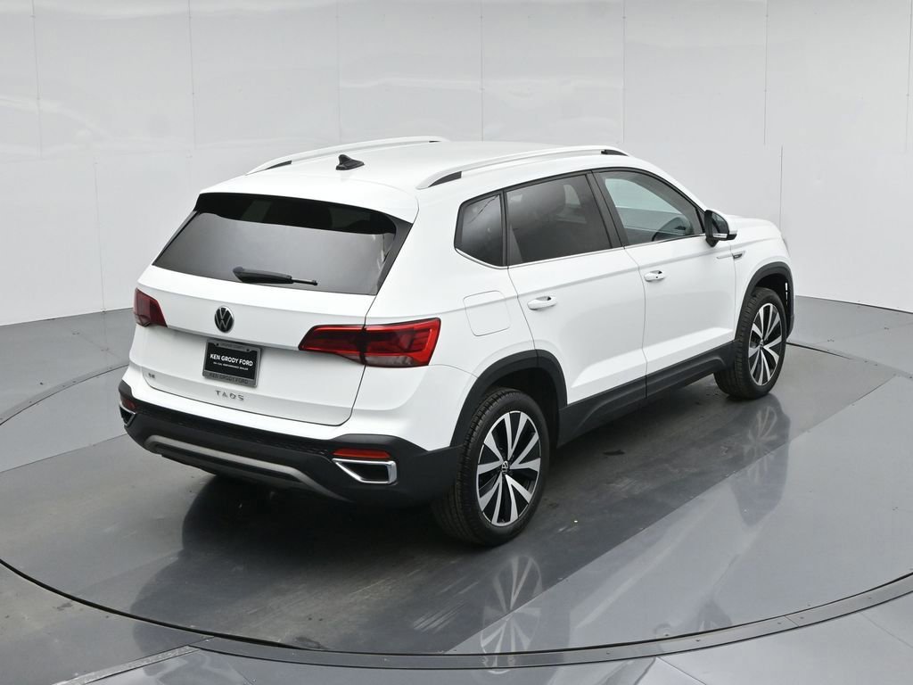 Used 2022 Volkswagen Taos SE image 13