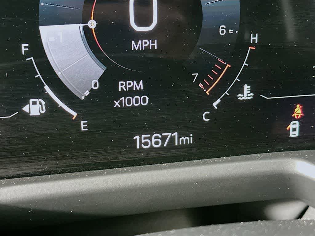Used 2025 GMC Acadia Elevation FWD image 20