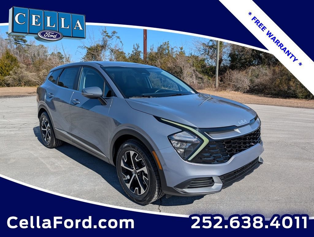 Used 2023 Kia Sportage EX image 4